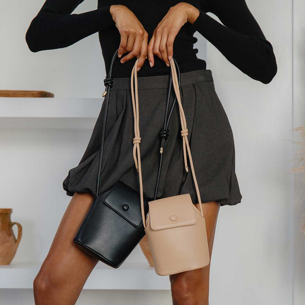 Abigail Rust Red Crossbody Bag - Image 4